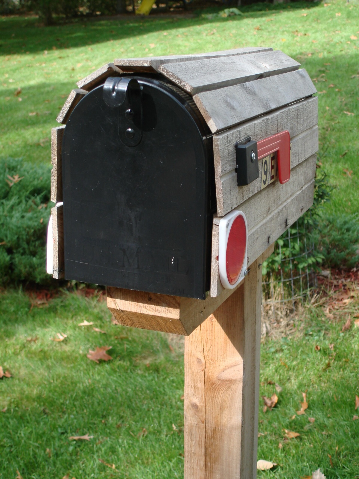 I Built a $12 ESPHome Mailbox Sensor So I'd Stop Walking to an Empty Mailbox